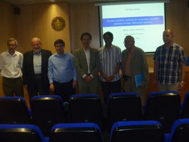 Alberto LLorente lee la tesis doctoral en la Universidad de Valladolid
